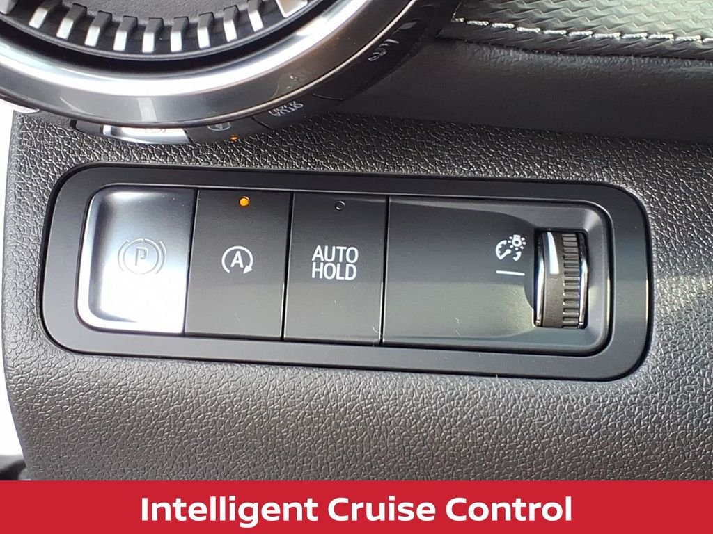 Used 2025 Summit White Chevrolet LT W/SAFETY & TECHNOLOGY PKG image 12
