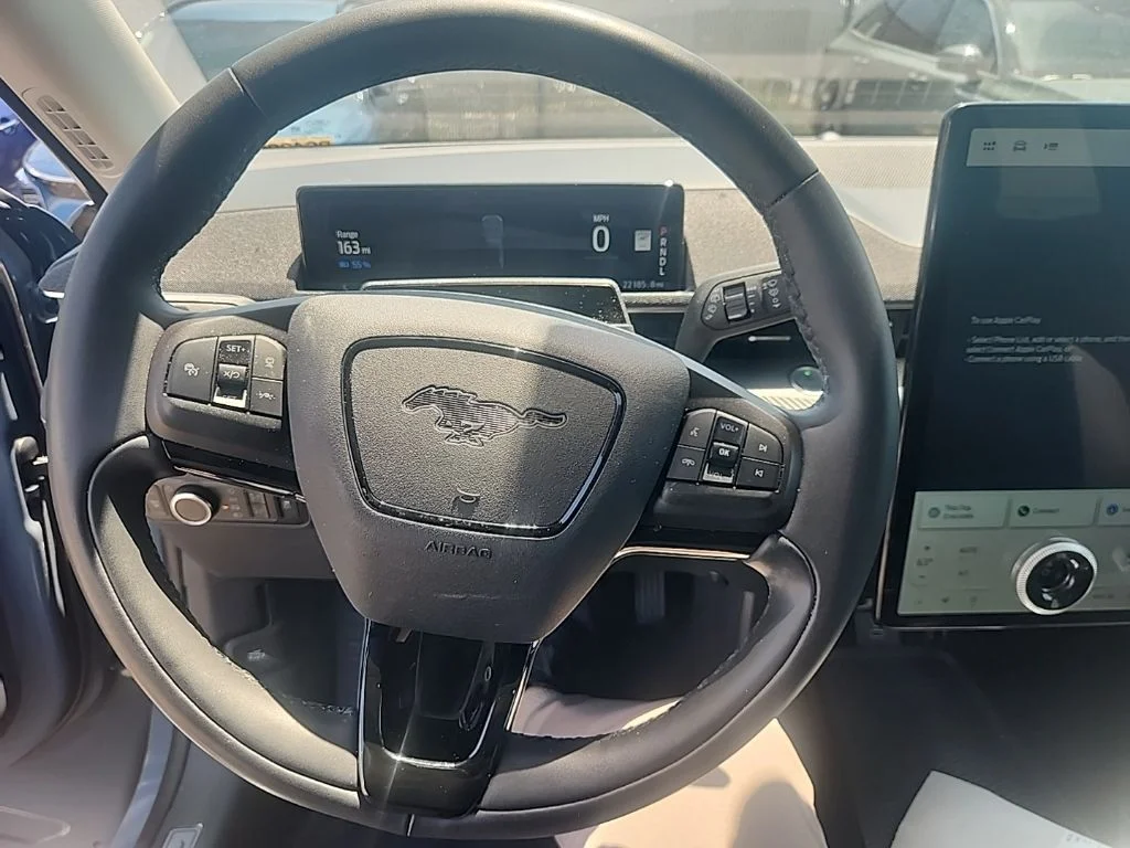 Used 2023 Blue Ford Premium image 22