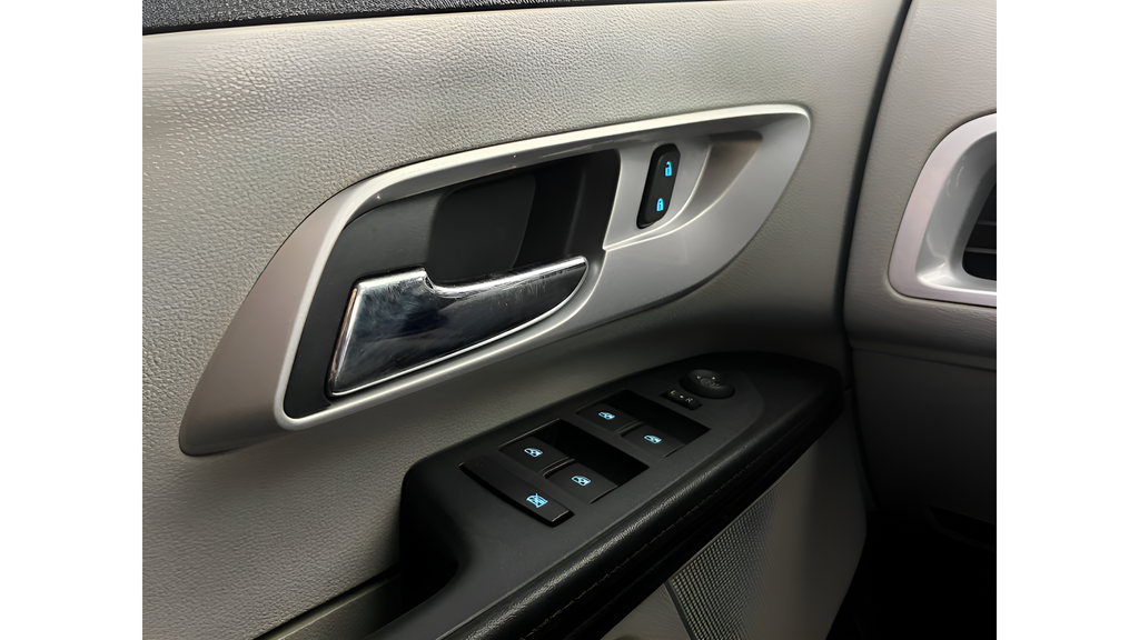 Used 2016 Black Metallic Chevrolet LT image 22