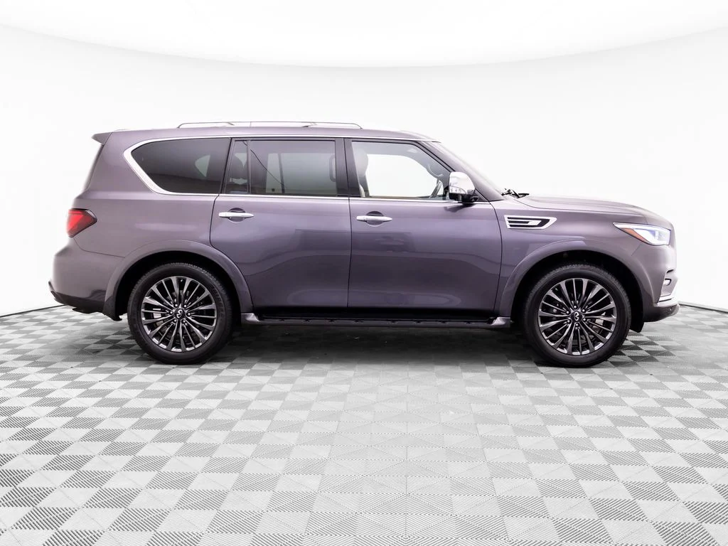 Used 2022 Gray INFINITI Sensory image 7