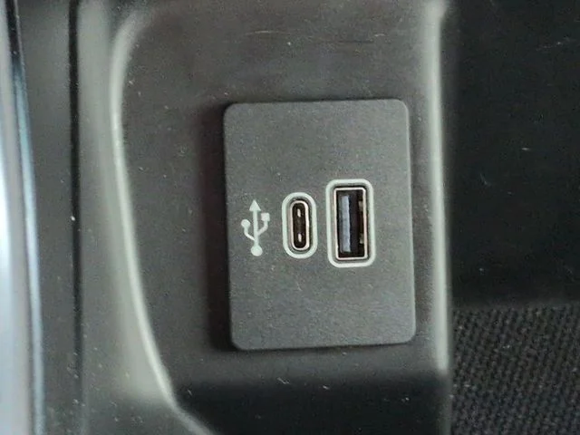 Certified Used 2025 Oxford White Ford Tremor image 13