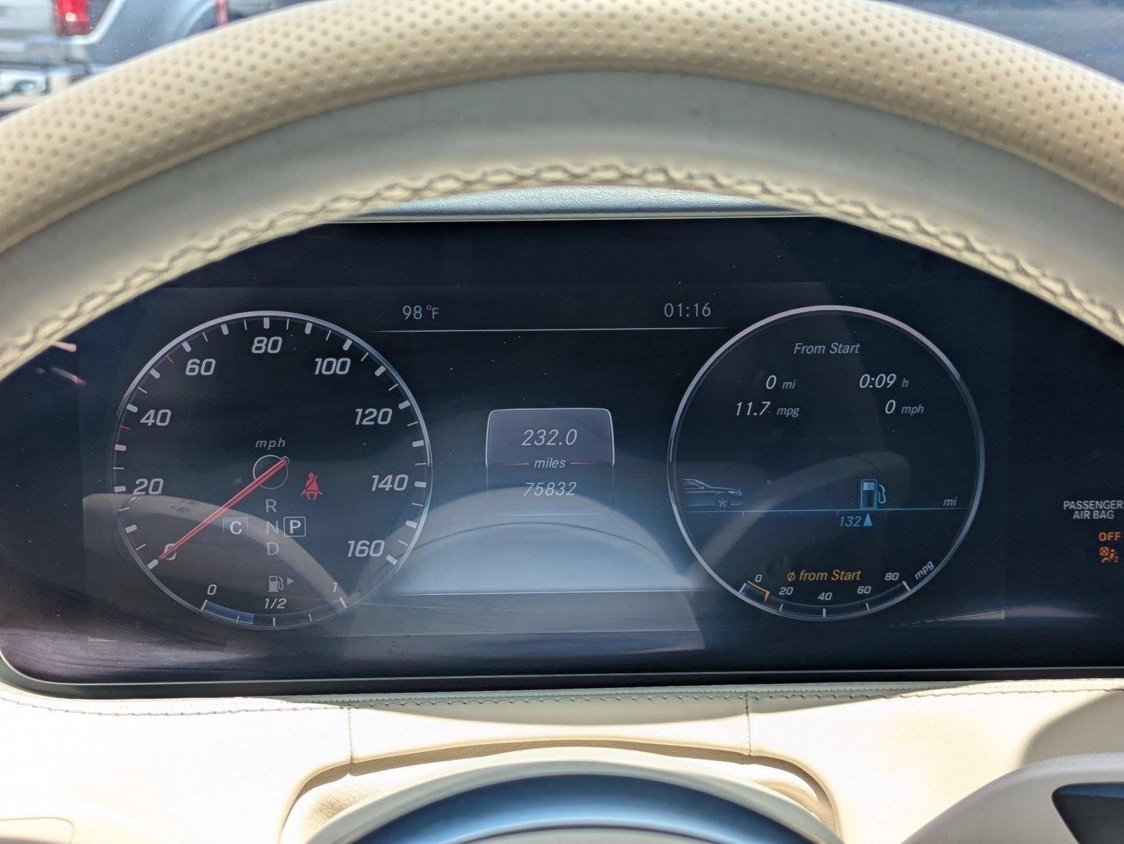 Used 2018 designo Diamond White Metallic Mercedes-Benz S 560 image 34