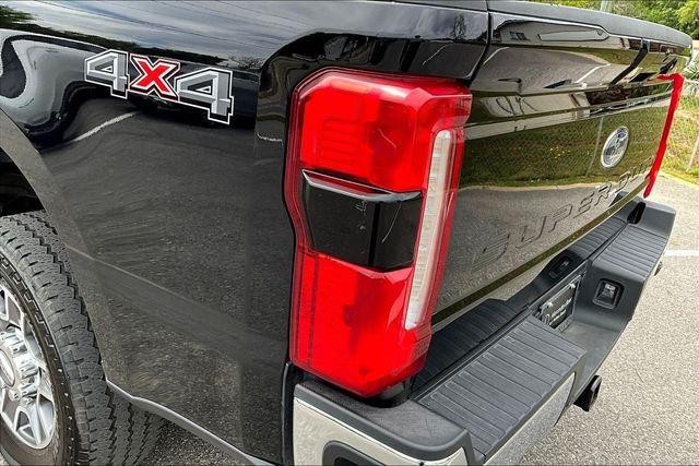 Used 2026 Black Ford Lariat image 20