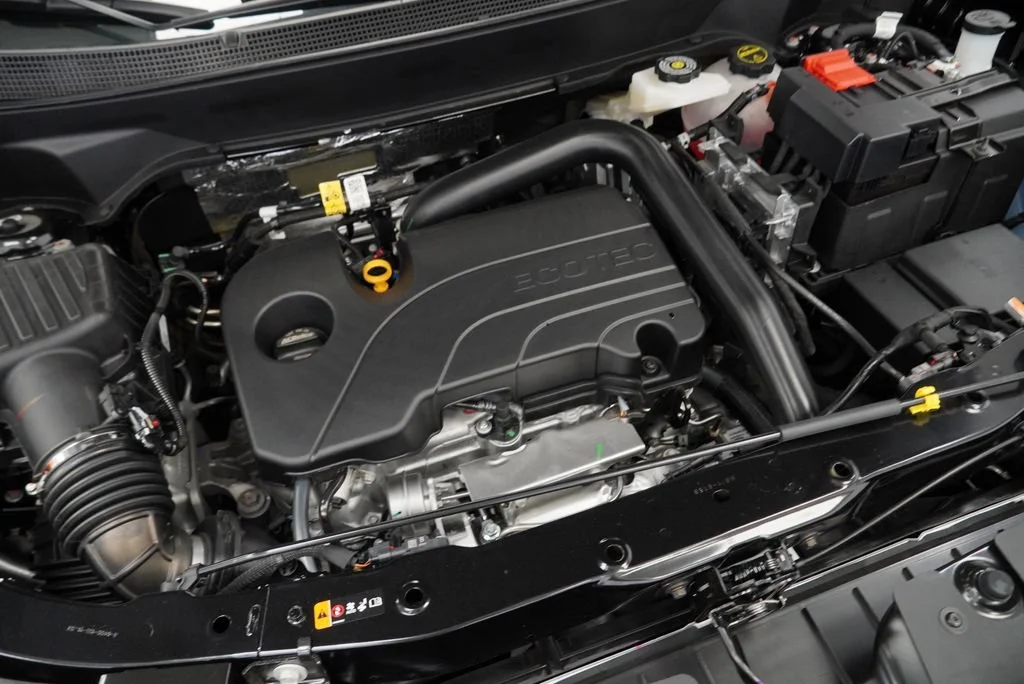 New 2027 Mosaic Black Metallic Chevrolet LT image 39