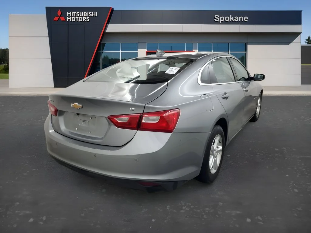 Used 2024 Sterling Gray Metallic Chevrolet LT image 4