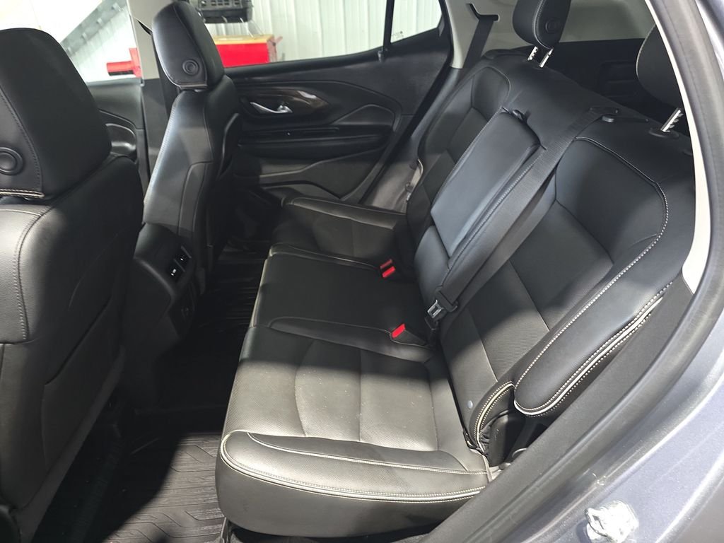 Used 2020 Gray GMC Denali image 14