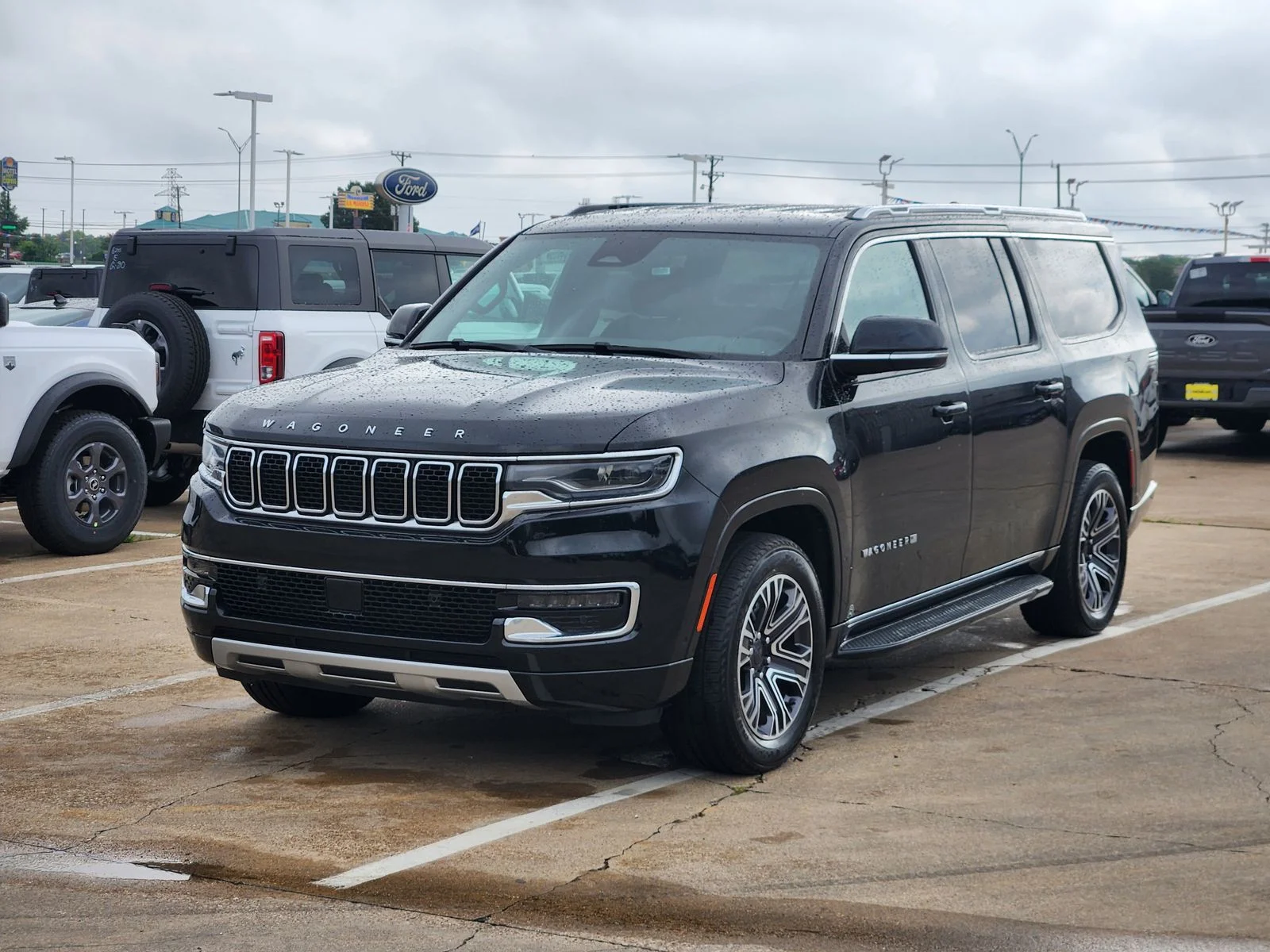 Used 2024 Black Jeep Series II image 3