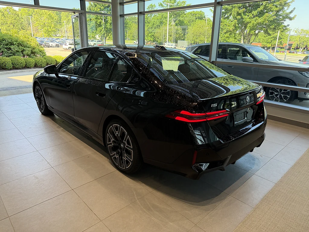 New 2027 Black Sapphire Metallic BMW xDrive40 image 4