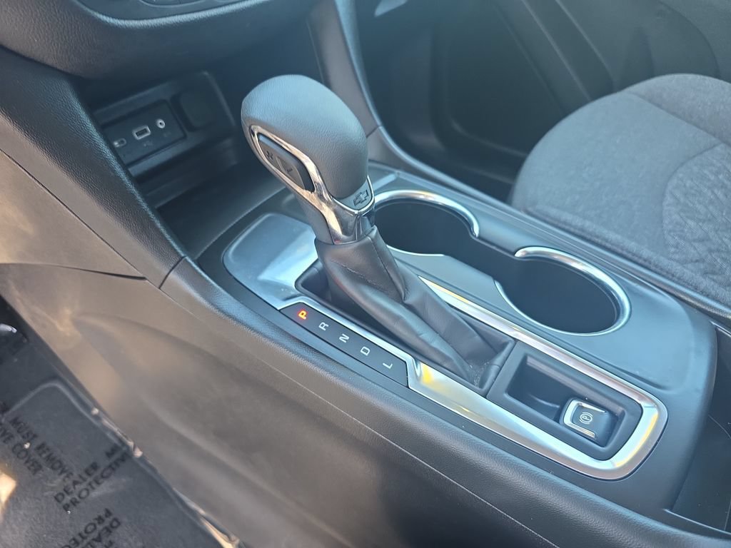 2022 Chevrolet Equinox LT - Photo 25