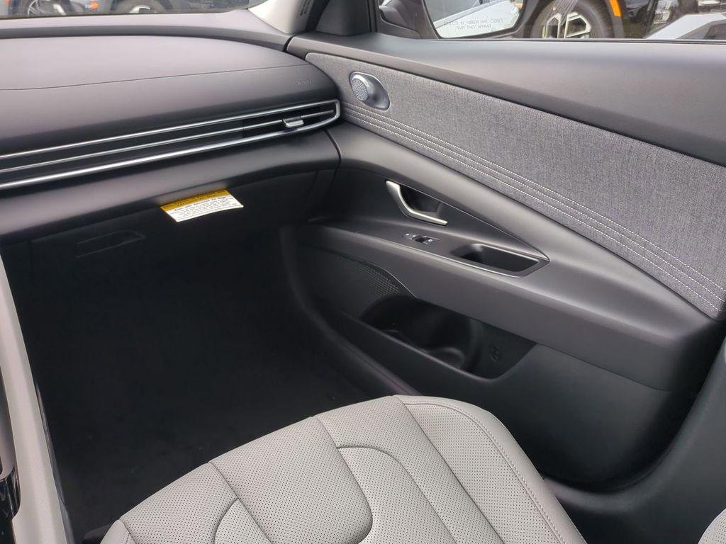 New 2026 White Hyundai Limited image 19