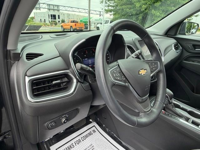 Used 2022 Mosaic Black Metallic Chevrolet LT image 32
