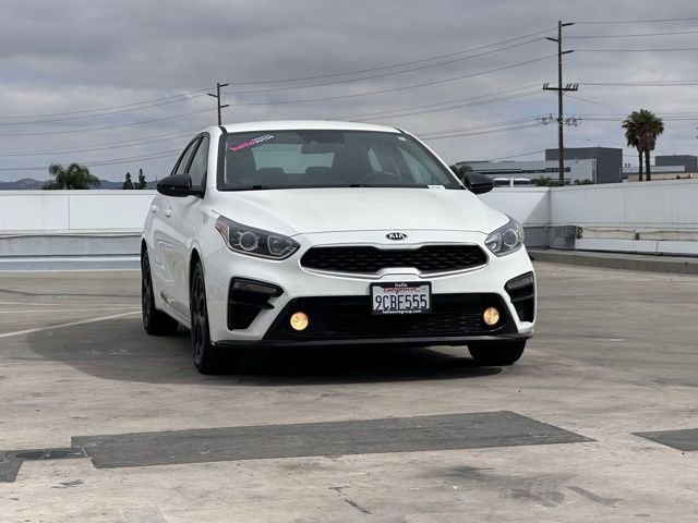 Used 2020 Clear White Kia LXS image 4