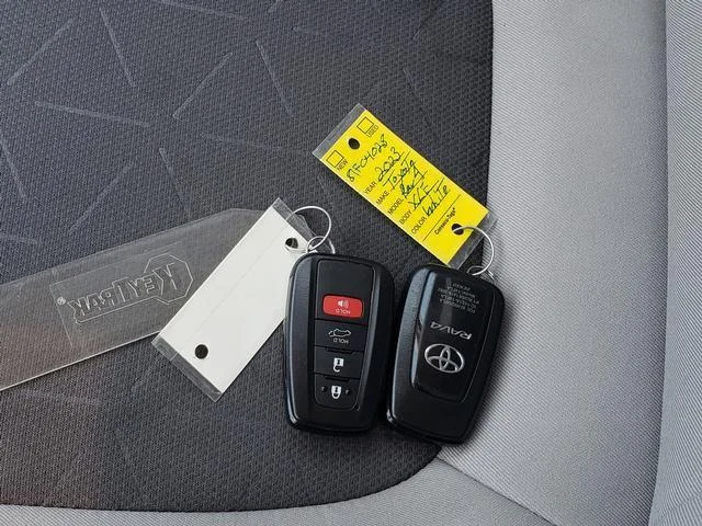 Certified Used 2023 ICE CAP Toyota  image 24