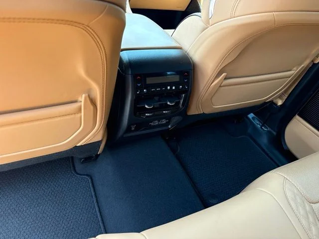 Used 2024 White Jeep Summit Reserve image 18