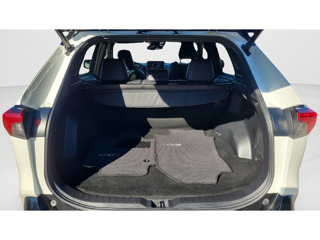 Certified Used 2022 White Toyota XSE image 9