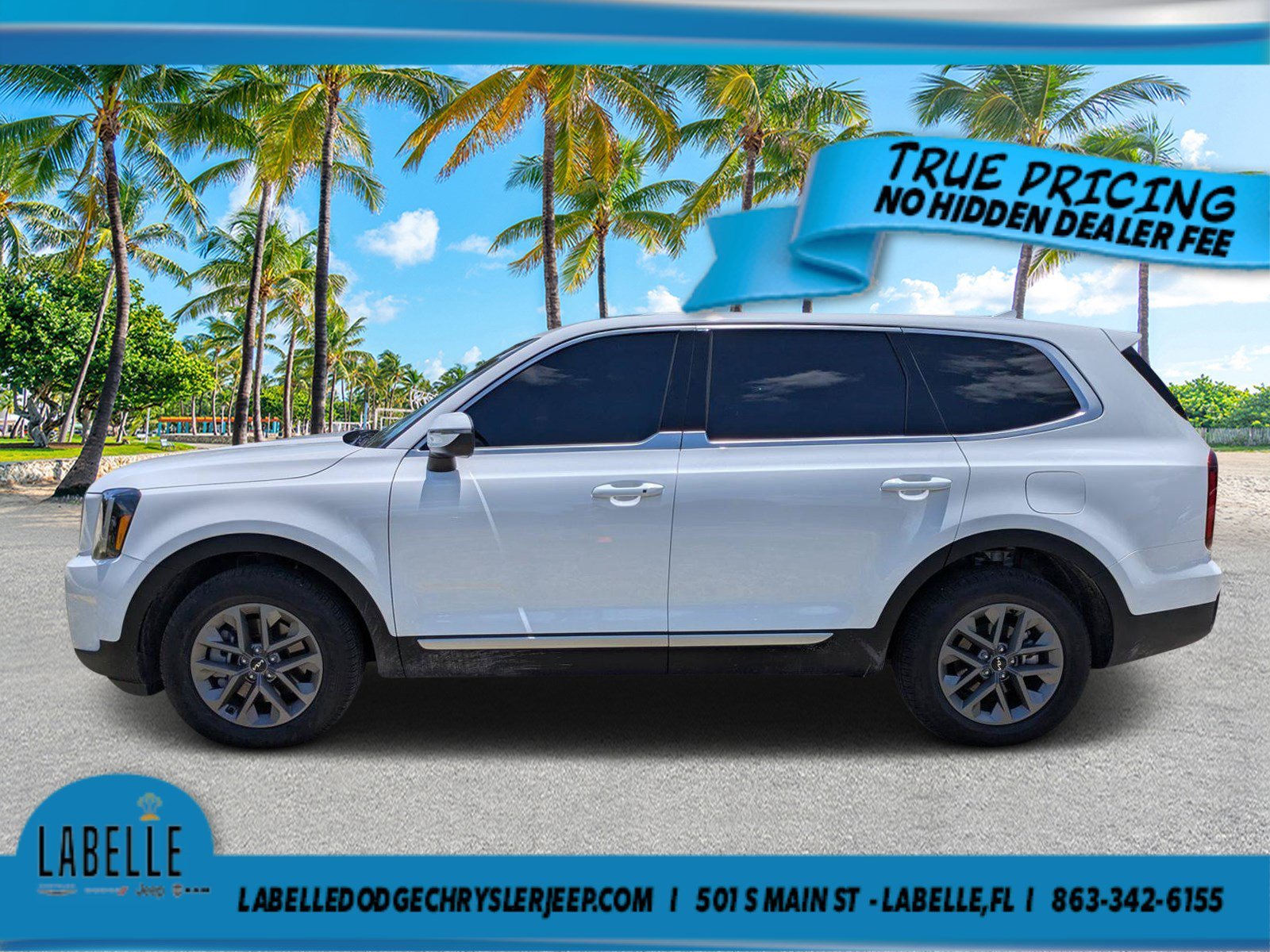 Used 2025 Glacial White Pearl Kia LX image 6