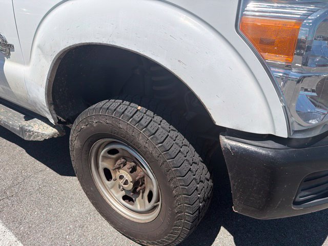 Used 2016 White Ford XL image 7