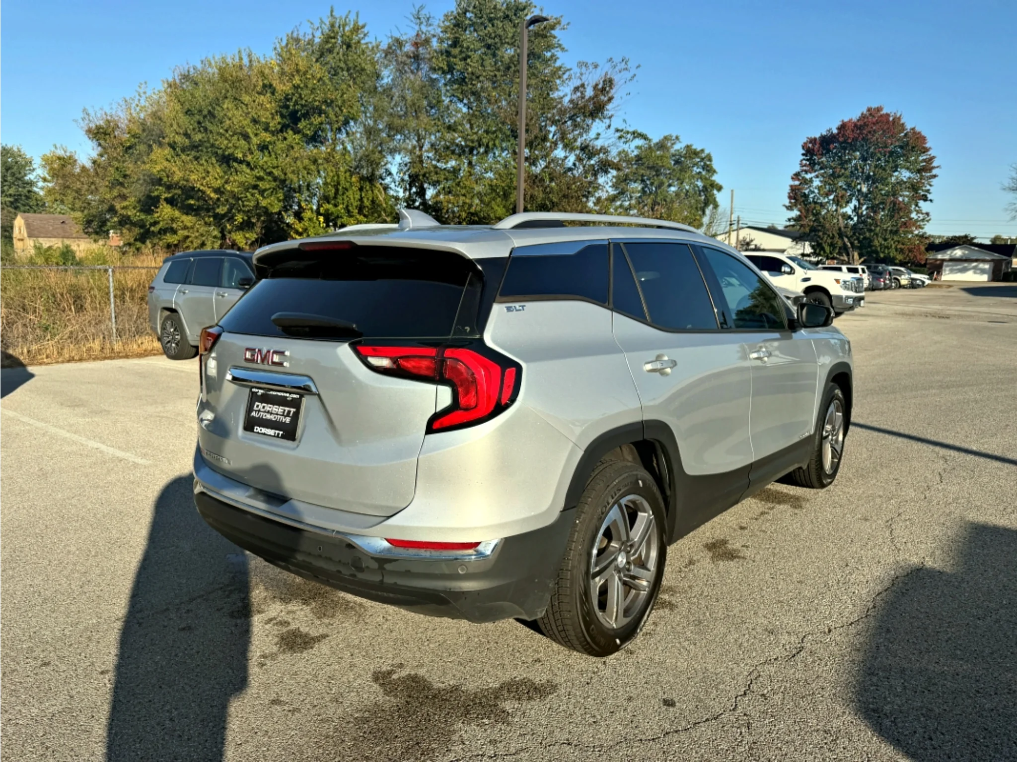 Used 2018 Quicksilver Metallic GMC SLT image 6