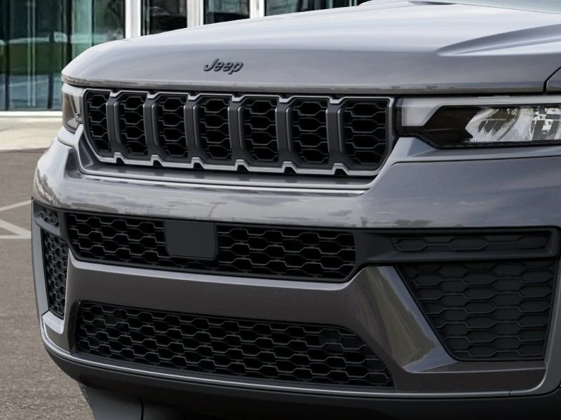 New 2026 Baltic Gray Metallic Clear-Coat Exterior Paint Jeep Altitude image 26
