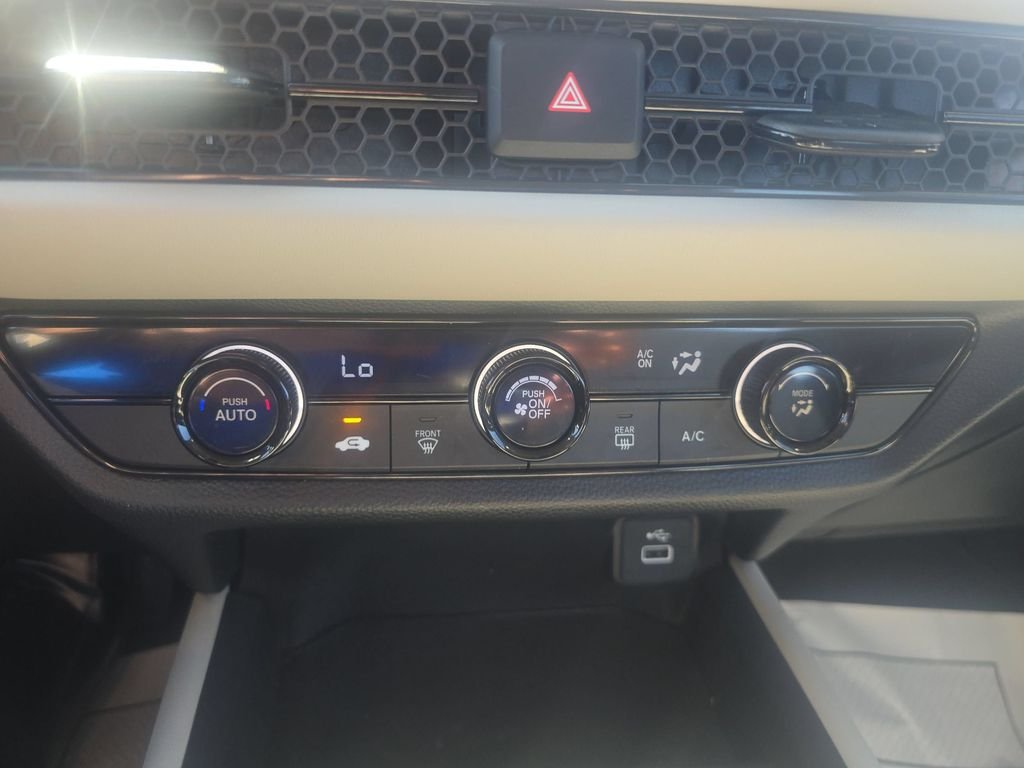 Used 2024 Modern Steel Metallic Honda LX image 27
