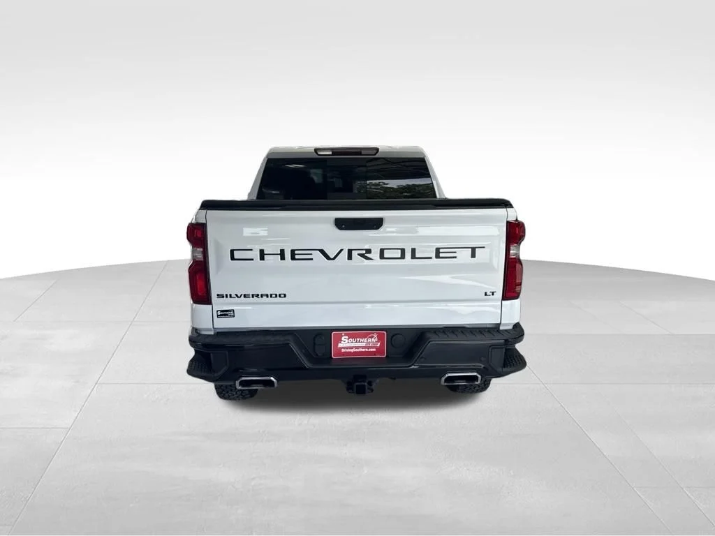 Used 2021 White Chevrolet LT Trail Boss image 7