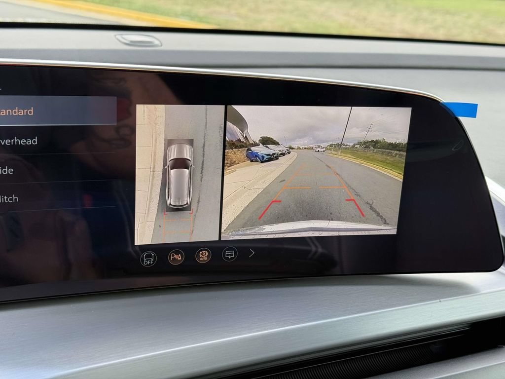 2026 Cadillac VISTIQ Luxury - Photo 11