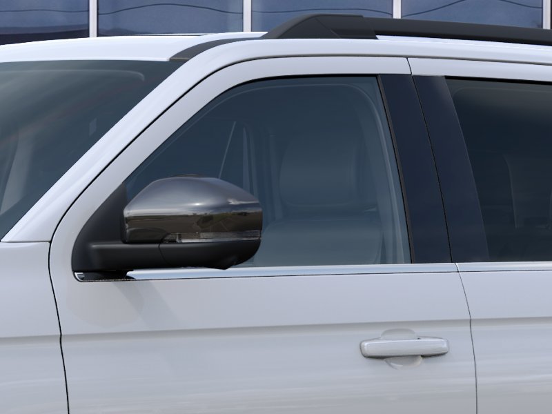 New 2027 Star White Metallic Tri-Coat Ford Platinum image 20