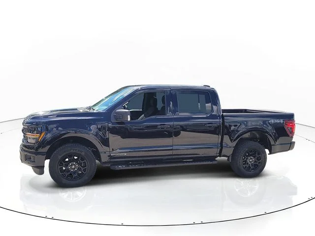 Used 2024 Black Ford XLT image 4