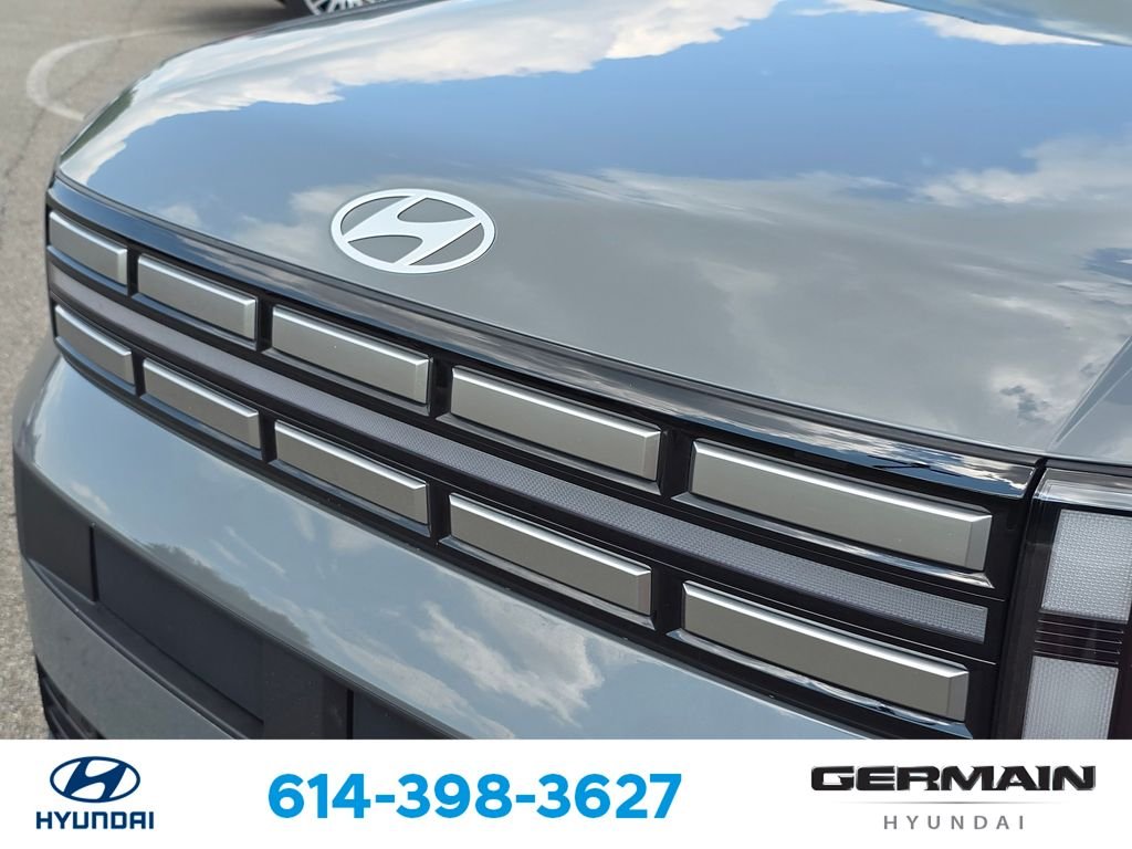 Used 2025 Gray Hyundai SE image 14