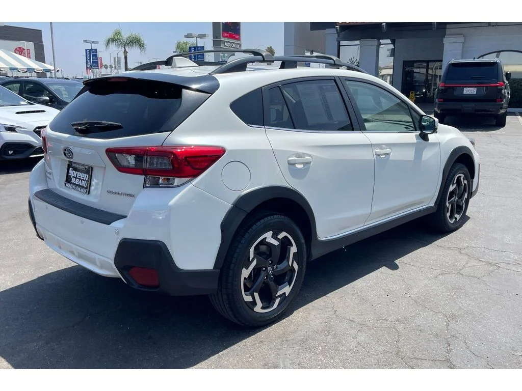 Used 2023 CRYSTAL WHITE PEARL Subaru Limited image 5