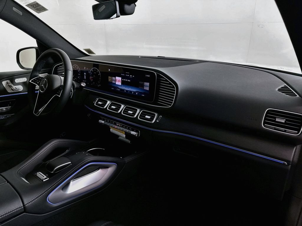 New 2026 Obsidian Black Metallic Mercedes-Benz GLE 580 image 30