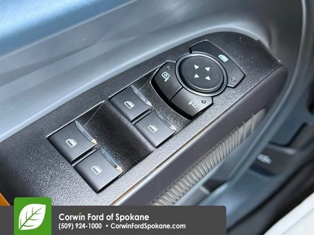 New 2026 Space White Metallic Ford Tremor image 19