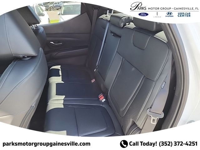New 2025 White Hyundai SEL image 14