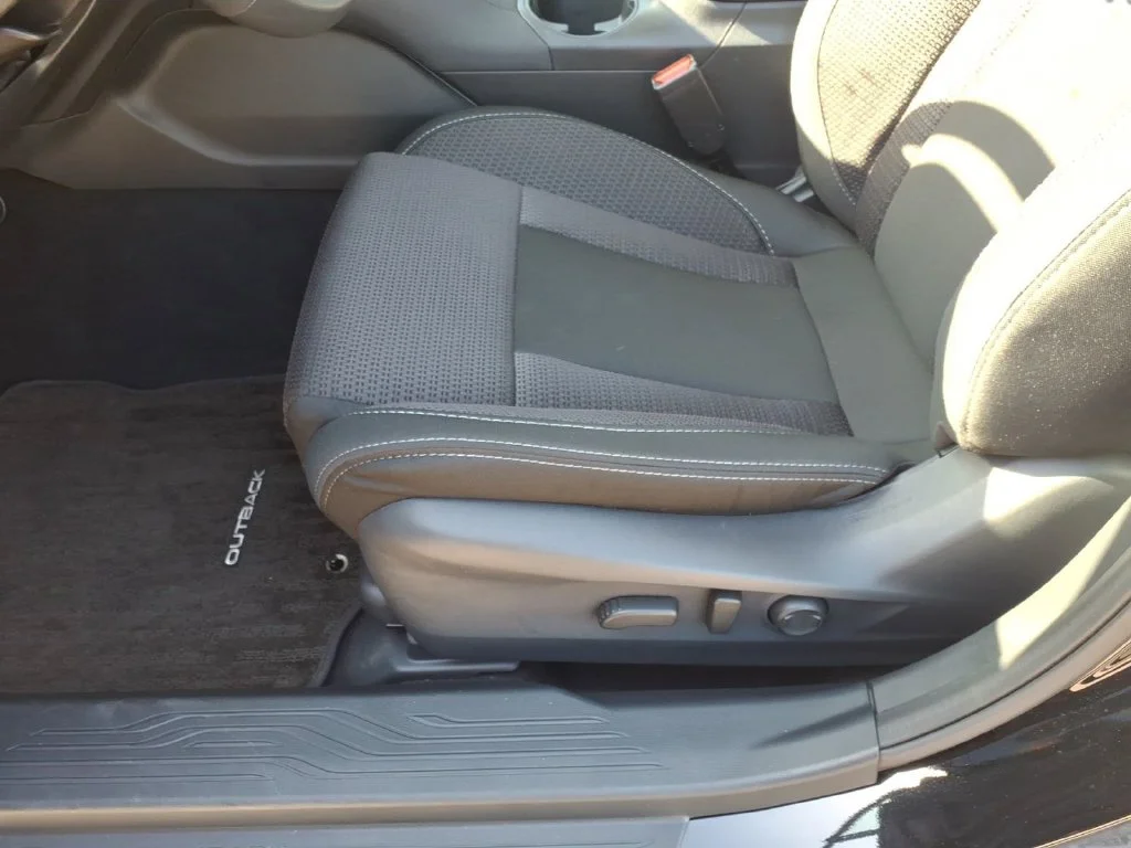 2025 Subaru Outback Premium - Photo 16