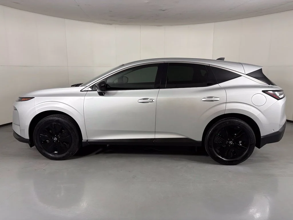 Used 2025 Silver Nissan SV image 5
