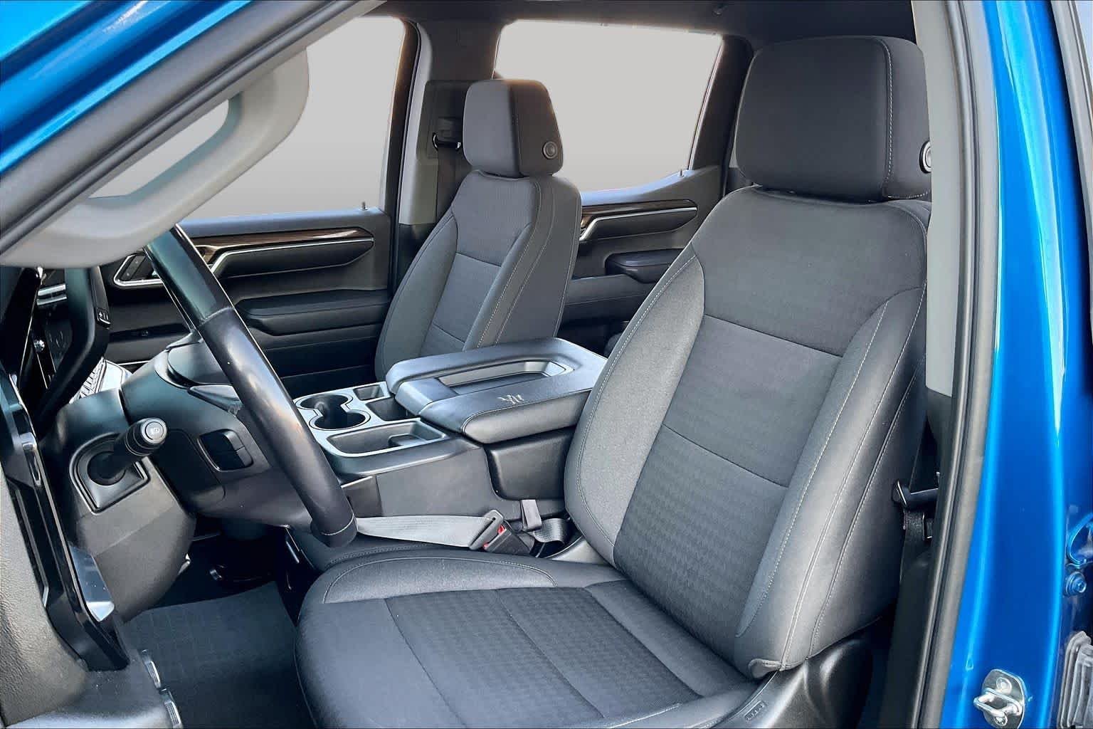 Used 2022 Glacier Blue Metallic Chevrolet LT image 9
