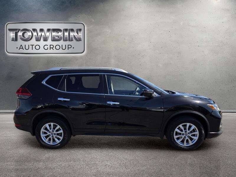 Used 2019 Black Nissan SV image 3