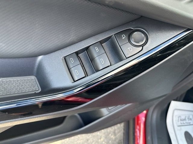 2026 Chevrolet Equinox LT - Photo 15