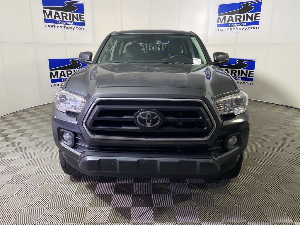 Used 2022 Gray Toyota SR5 V6 image 15