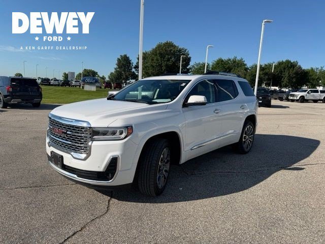 Used 2022 White Frost Tricoat GMC Denali image 5