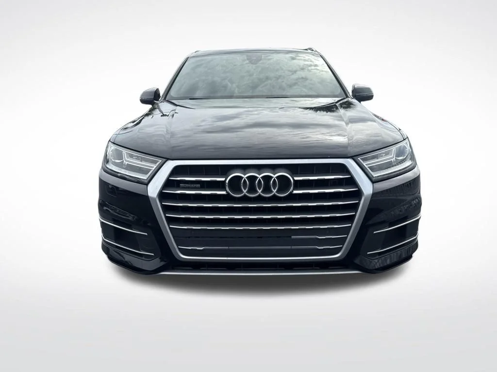 Used 2019 Night Black Audi 45 Premium image 2