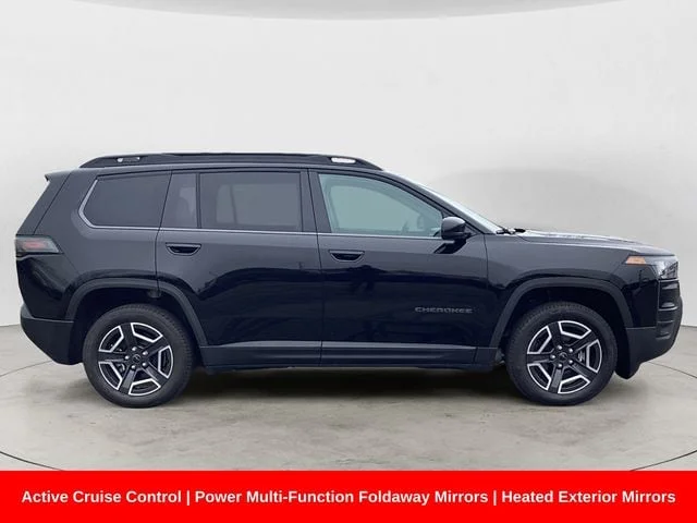 New 2026 Diamond Black Crystal Pearlcoat Jeep LIMITED 4X4 image 7