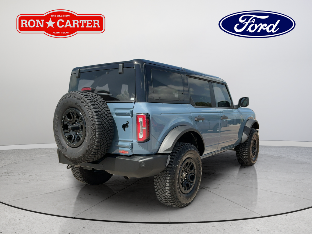 Used 2024 Azure Gray Metallic Ford Wildtrak image 6