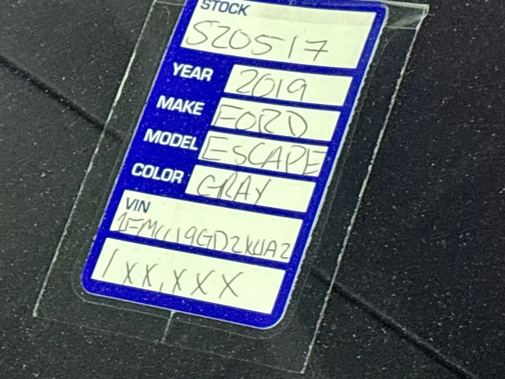 Used 2019 Gray Ford SE image 24