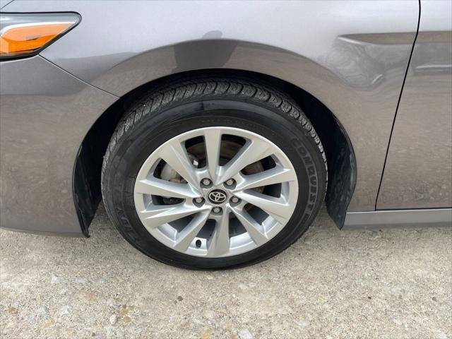 Certified Used 2023 PREDAWN GRAY MICA Toyota  image 28