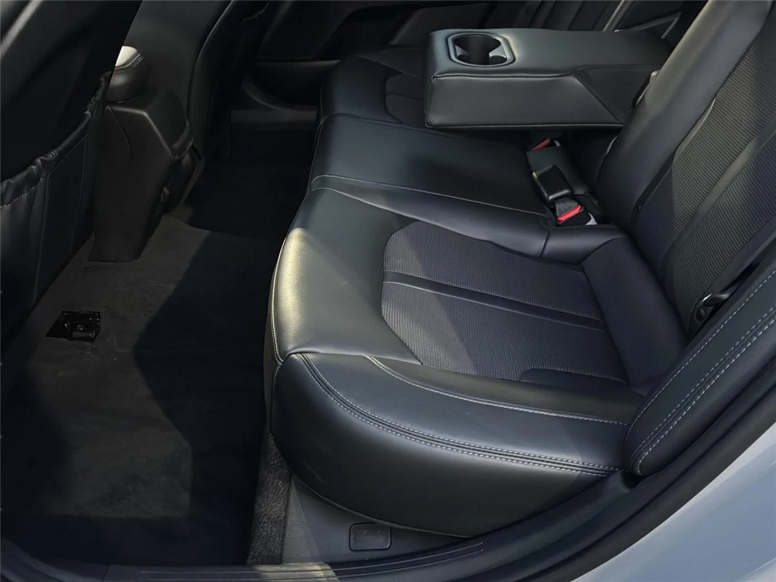 Used 2023 Wolf Gray Kia GT-Line image 20