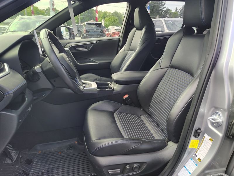 Used 2019 Silver Toyota XSE image 10