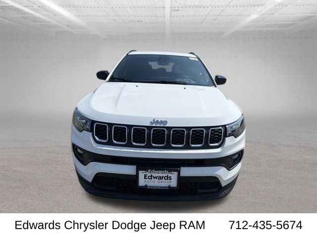 New 2026 Bright White Clear-Coat Exterior Paint Jeep 85TH ANNIVERSARY EDITION image 2