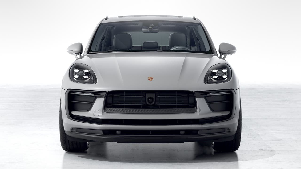 New 2026 Chalk Porsche  image 8