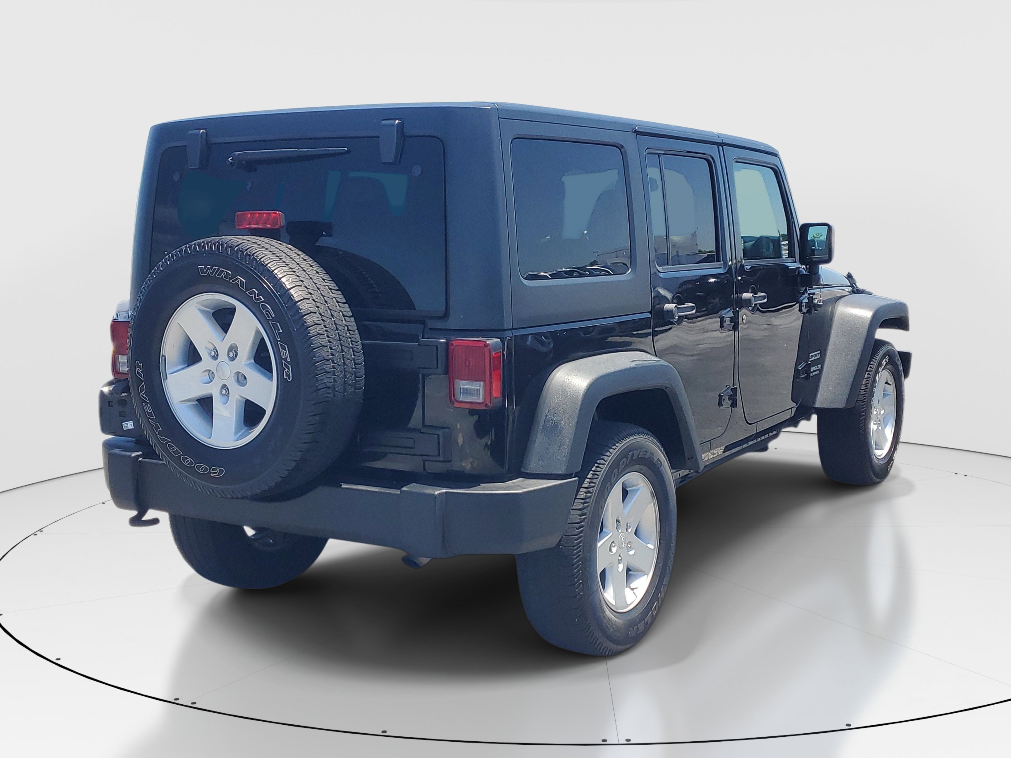 Used 2017 Black Clearcoat Jeep Sport image 7